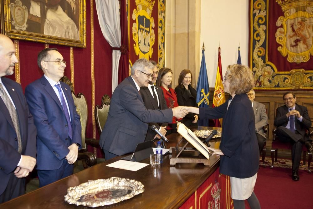 Toma de posesión de María Paz Andrés como Defensora del Universitaria.