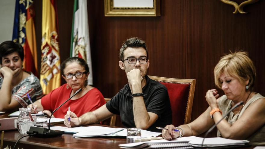 Novelda quiere romper el contrato del PGOU con la Politécnica de Valencia