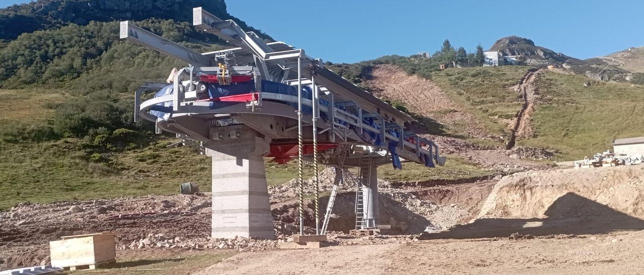 La estación de salida del nuevo telecabina que se estrenará esta temporada en Pajares. | Valgrande-Pajares