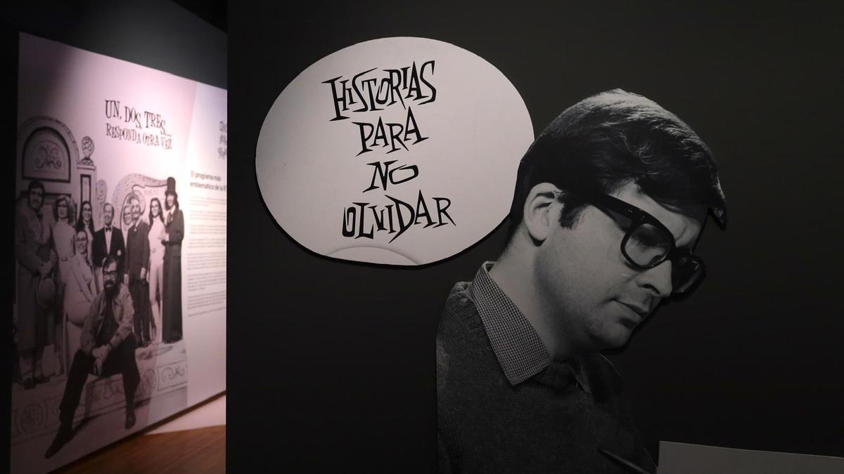En imágenes | El universo creativo de Chicho Ibáñez Serrador aterriza en el Centro de Historias de Zaragoza