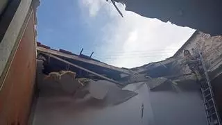 Se desploma parte del techo de un cuartelillo en Petrer