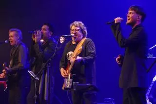 EN IMATGES | SAU triomfa al Teatre El Jardí amb els aires empordanesos de Fredrik Strand