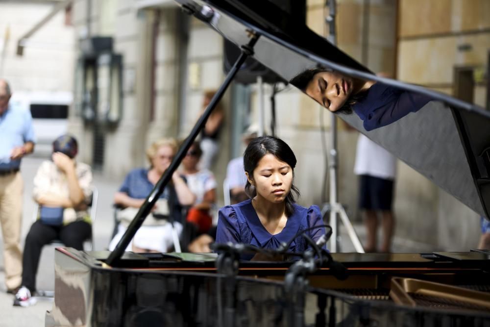 Maratón de piano en el Paseo de Begoña de Gijón