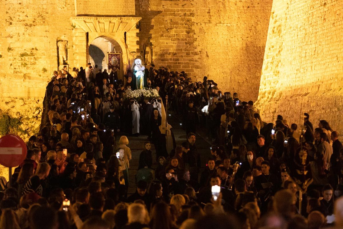 Semana Santa En Ibiza: procesión del Santo Entierro en el Viernes Santo