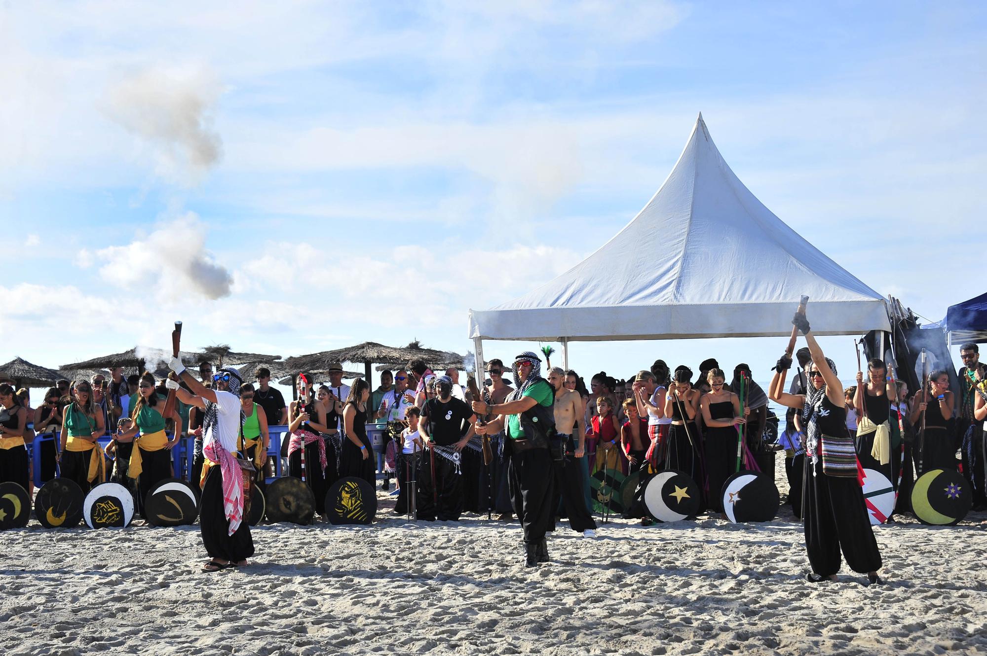 FIESTAS SANTA POLA. Asalto moro en la playa de Levante.