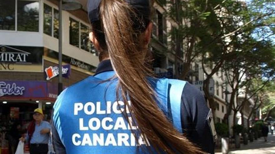 La conductora de un patinete resulta herida en un atropello en Mesa y López