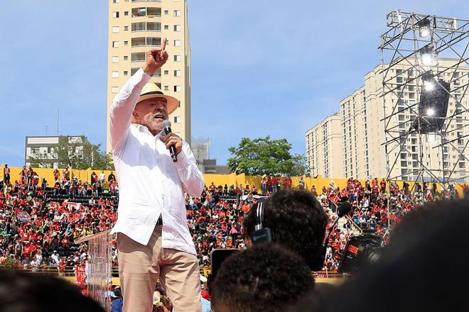 Lula abre la campaña electoral con un mensaje a Trump: "Quiero estar preparado para que nadie invada este país y se lleve al presidente"
