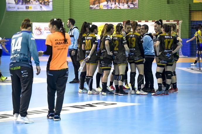 26-02-20 DEPORTES. PABELLON DE LAS REMUDAS. BARRIO DE LAS REMUDAS. TELDE. Partido de balonmano femenino entre el Remudas Rocasa y el Guardés disputado en Pabelloon Antonio Moreno del barrio teldense de Las Remudas.    Fotos: Juan Castro.  | 26/02/2020 | Fotógrafo: Juan Carlos Castro