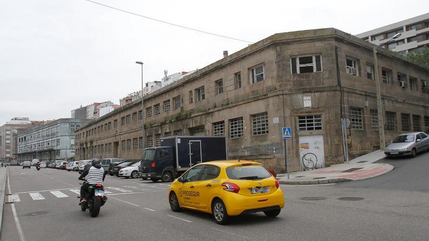 Vista de la calle Jacinto Benavente en Vigo // Adrián Irago