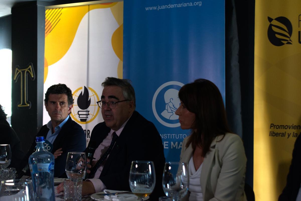 El acto contó con la intervención de Gregorio Izquierdo, director general del Instituto de Estudios Económicos.