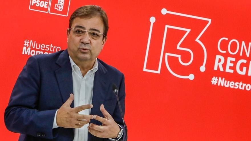 Guillermo Fernández Vara esta mañana en la sede del PSOE en Mérida.