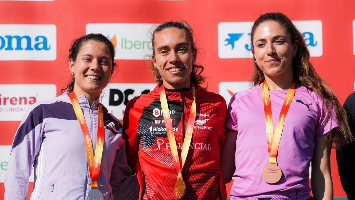 Isabel Barreiro, subcampeona de España de 10 kilómetros en ruta, en un Nacional con récord asturiano