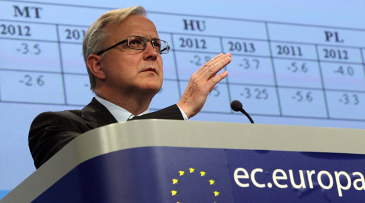 El comissari d’Afers Econòmics, Olli Rehn, ha instat aquest dimecres el Govern de Mariano Rajoy a adoptar més reformes per reduir el nivell de desocupació i el dèficit fiscal del país.