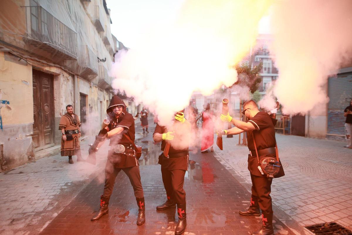 Las mejores imágenes de la Guerrilla de la Pólvora y la Toma del Castillo de Orihuela