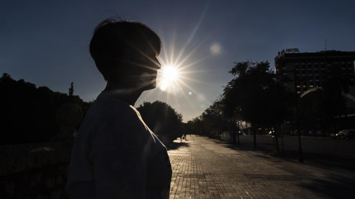 La madre de una de las menores que sufrieron una violación grupal en Valencia.