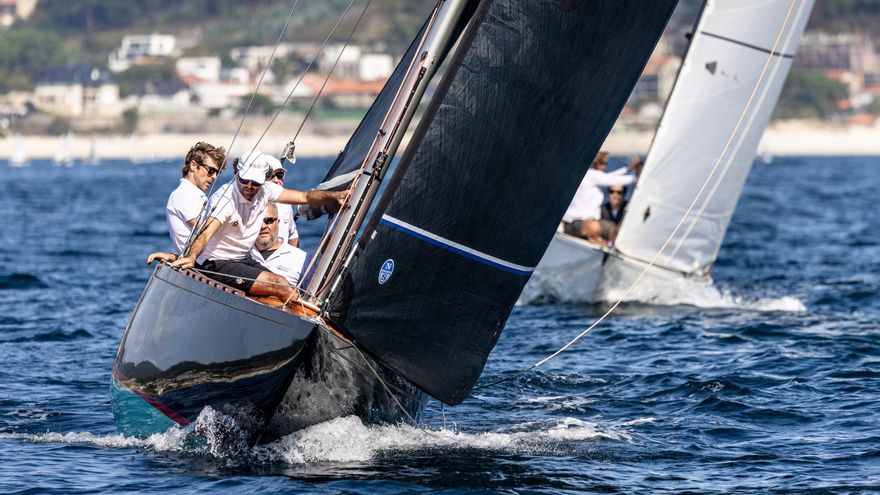 Alibabá II lidera un arranque igualado de la Regata Rey Juan Carlos I – El Corte Inglés Máster