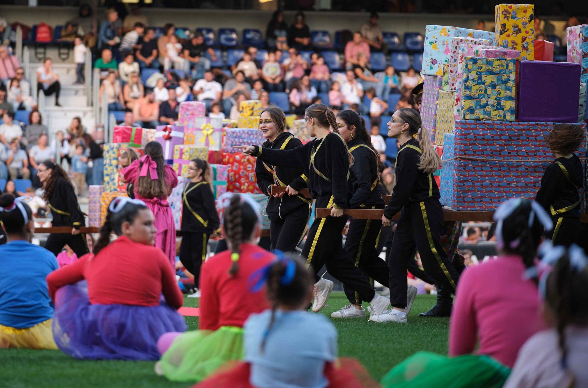 Espectáculo de los Reyes Magos en el Estadio Heliodoro Rodríguez López