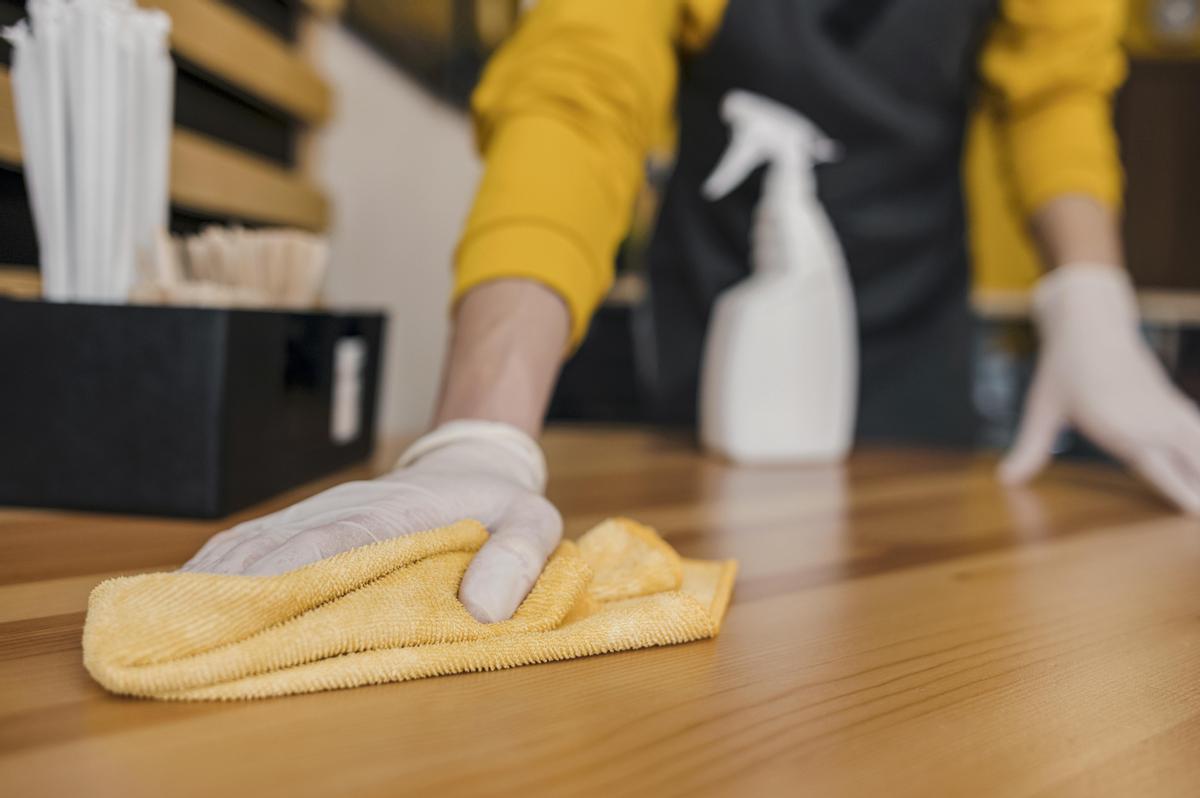 Trucos limpieza | El truco para limpiar y desinfectar las bayetas