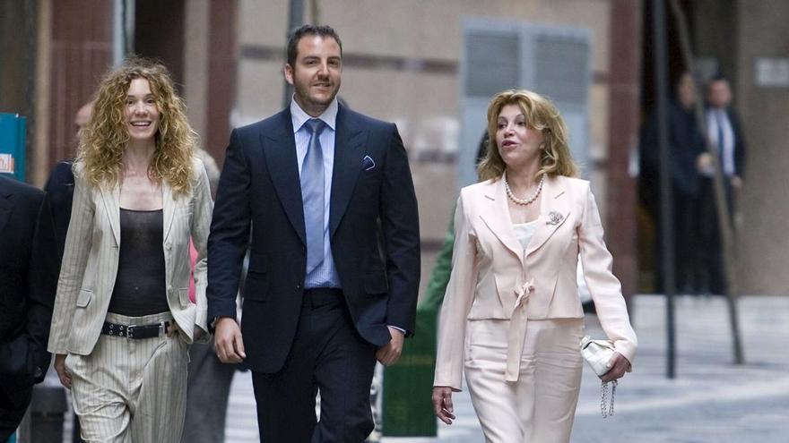 El casero ovetense de Borja Thyssen: el hijo de la baronesa vive con su familia en la lujosa urbanización de La Finca