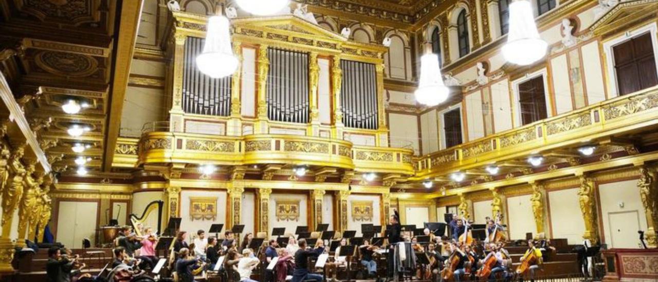 Ensayo del concierto en el que participará Luis Santana en el Musikverein de Viena.