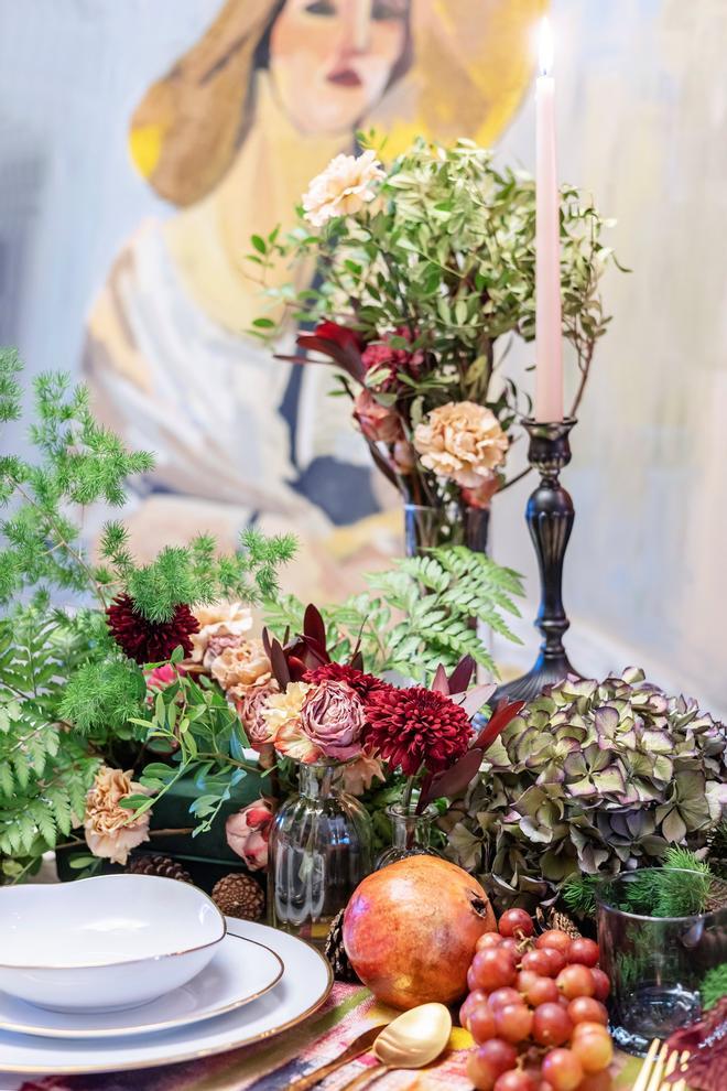 Mesa de Navidad arty y floral de Marta Labrador