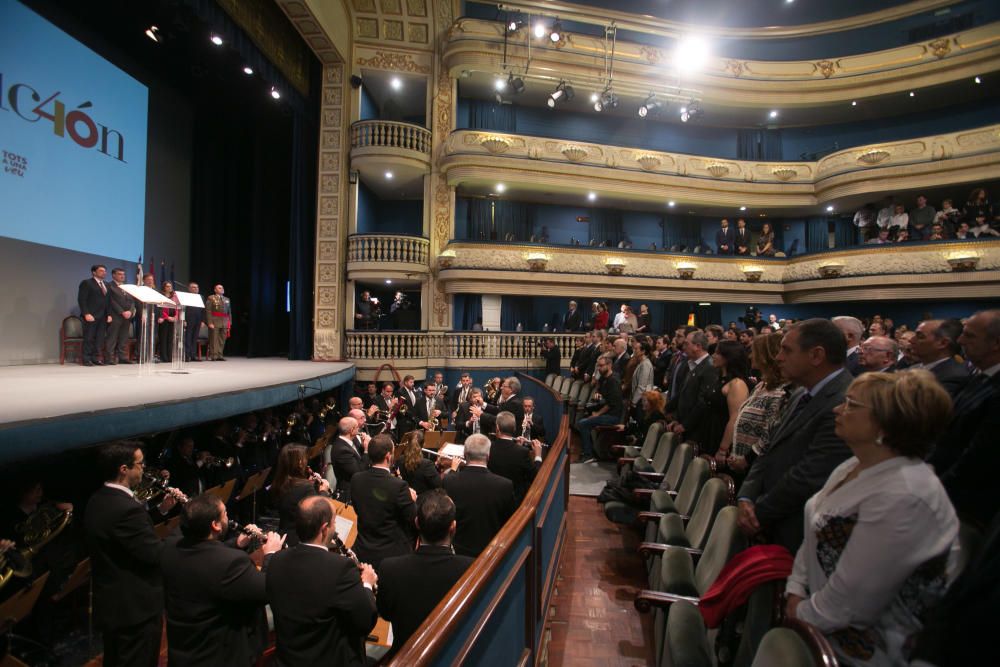 La Generalitat en pleno celebra en Alicante las cuatro décadas de la Carta Magna con un acto institucional en el Teatro Principal que llega en medio de los ataques al modelo territorial y de la alerta ultra.