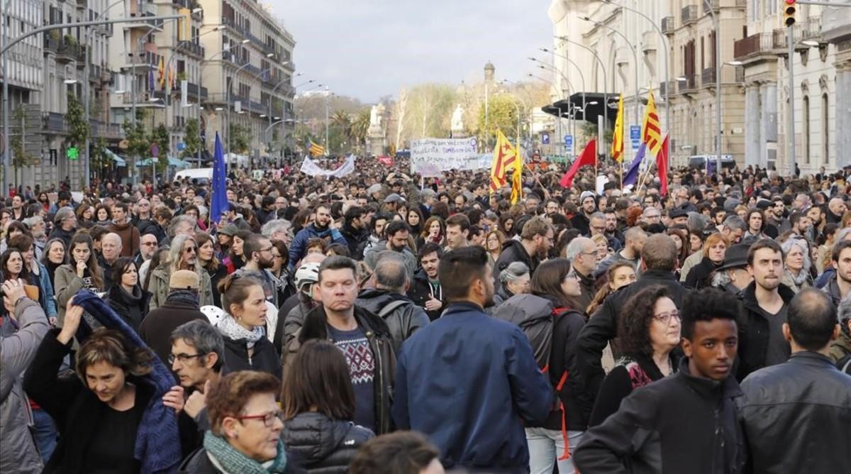 fcasals33240484 barcelona 19 03 2016 manifestacion organizada por 160319182258