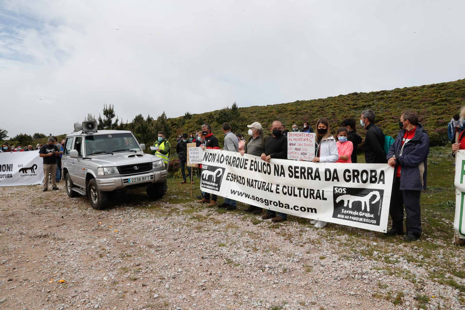 Marcha contra los parques eólicos en A Groba