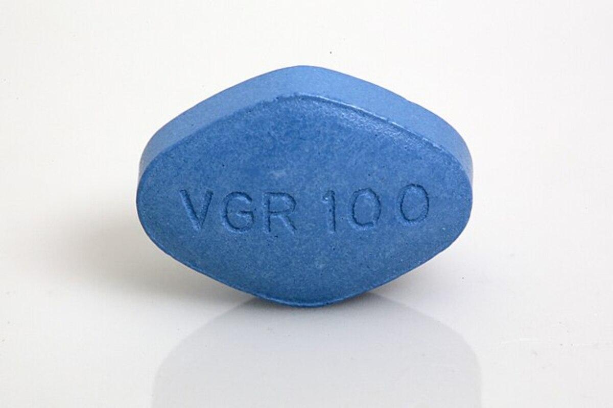 Por qué no debes tomar viagra sin prescripción médica: riesgos y peligros