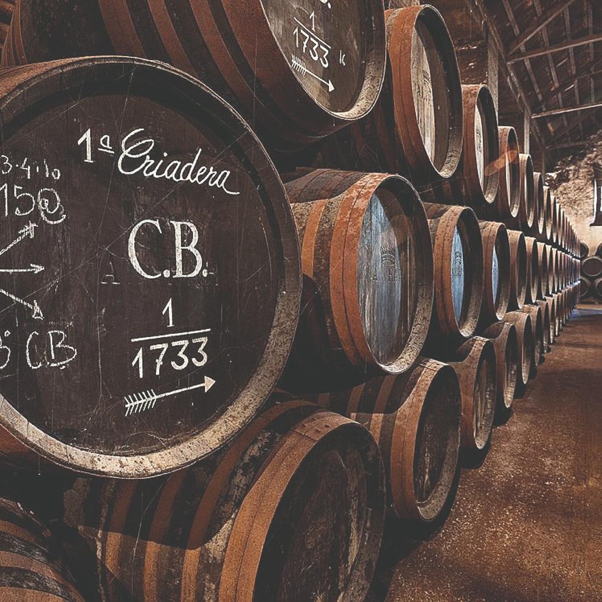 Una bota de primera criadera que contiene el Fino CB de Alvear.