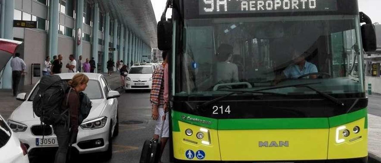 La estación de buses de Vigo, más conectada con Sá Carneiro que con Peinador: tres líneas frente a cero