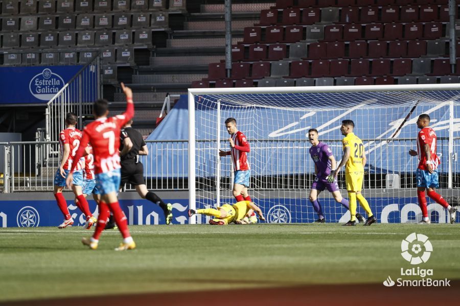 Las imágenes del CD Lugo - Málaga CF de LaLiga SmartBank