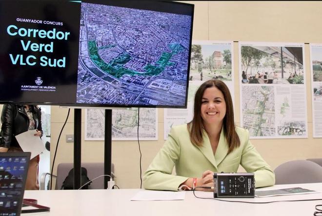 Sandra Gómez en la presentación del diseño ganador del corredor verde sur