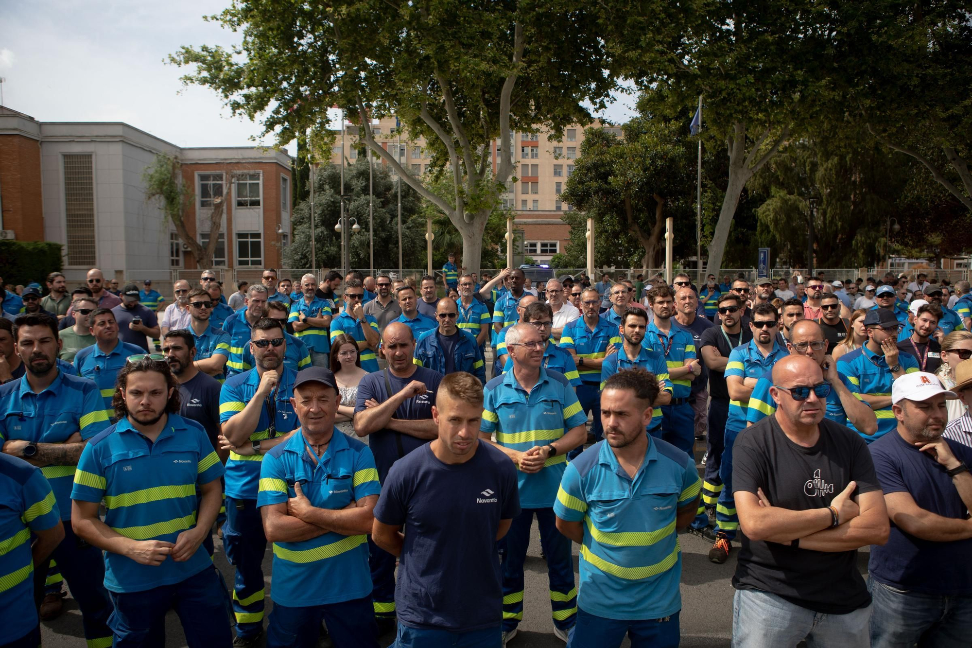 Los trabajadores de Navantia protestan frente a la Asamblea Regional