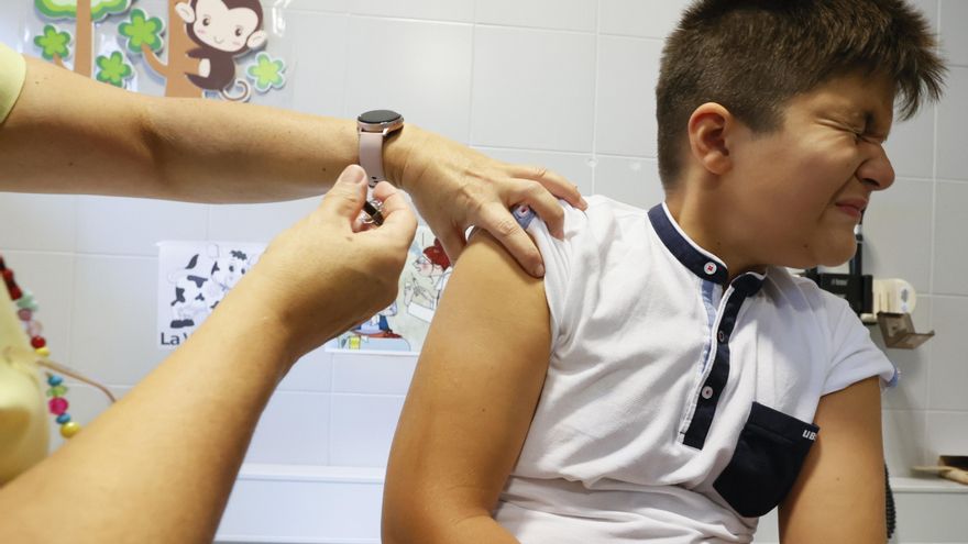 Arranca en Galicia la vacunación a niños de 12 años contra el virus del papiloma humano