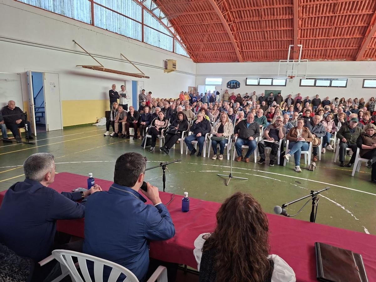 Un momento de la reunión celebrada en Trevías.