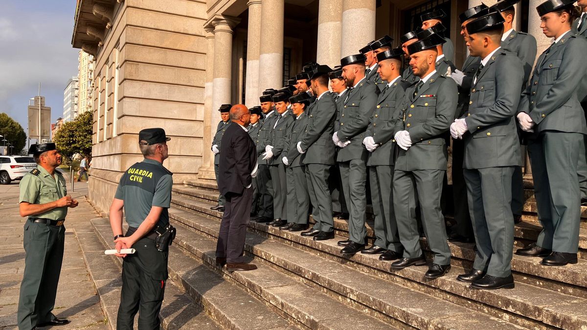 Acto de bienvenida a los agentes