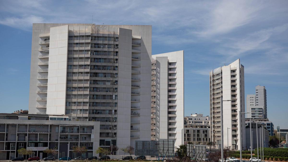 Viviendas de reciente construcción en la zona de Parc Central, en Torrent.