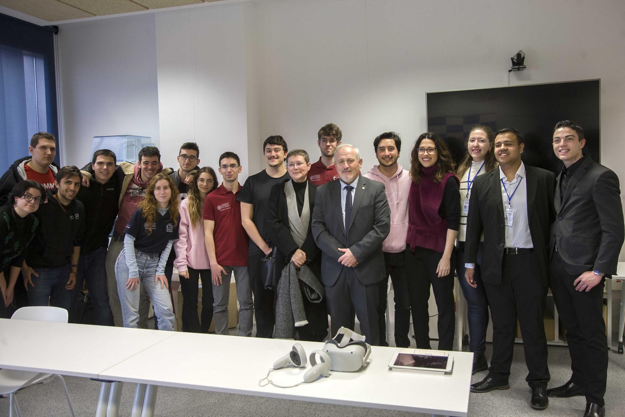 Aitana Mas visita la UPV en Alcoy