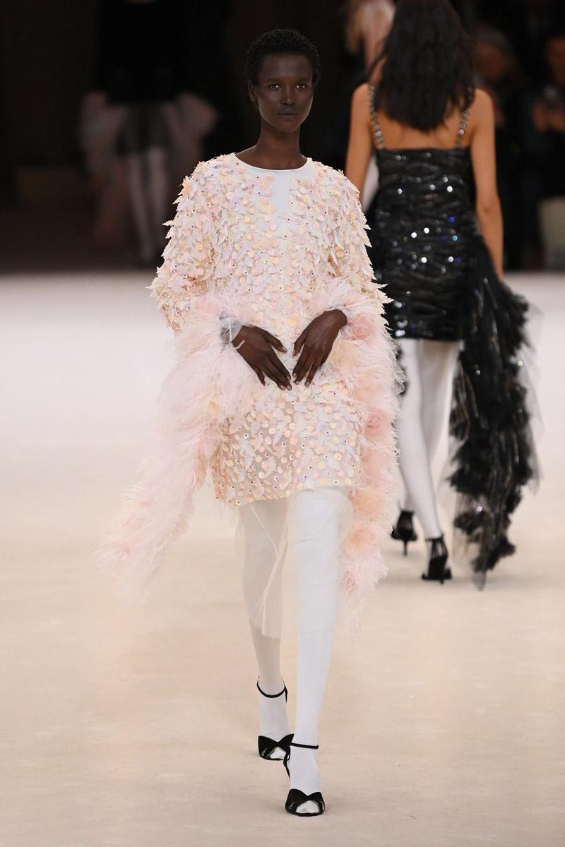 Minivestido lleno de glamour de Chanel
