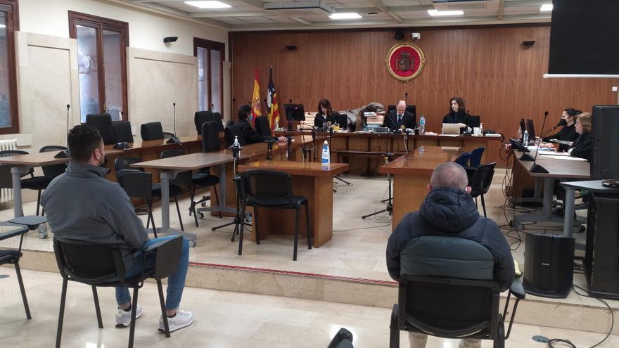 Condenados dos traficantes que vendían droga en un lavadero de coches en Palma