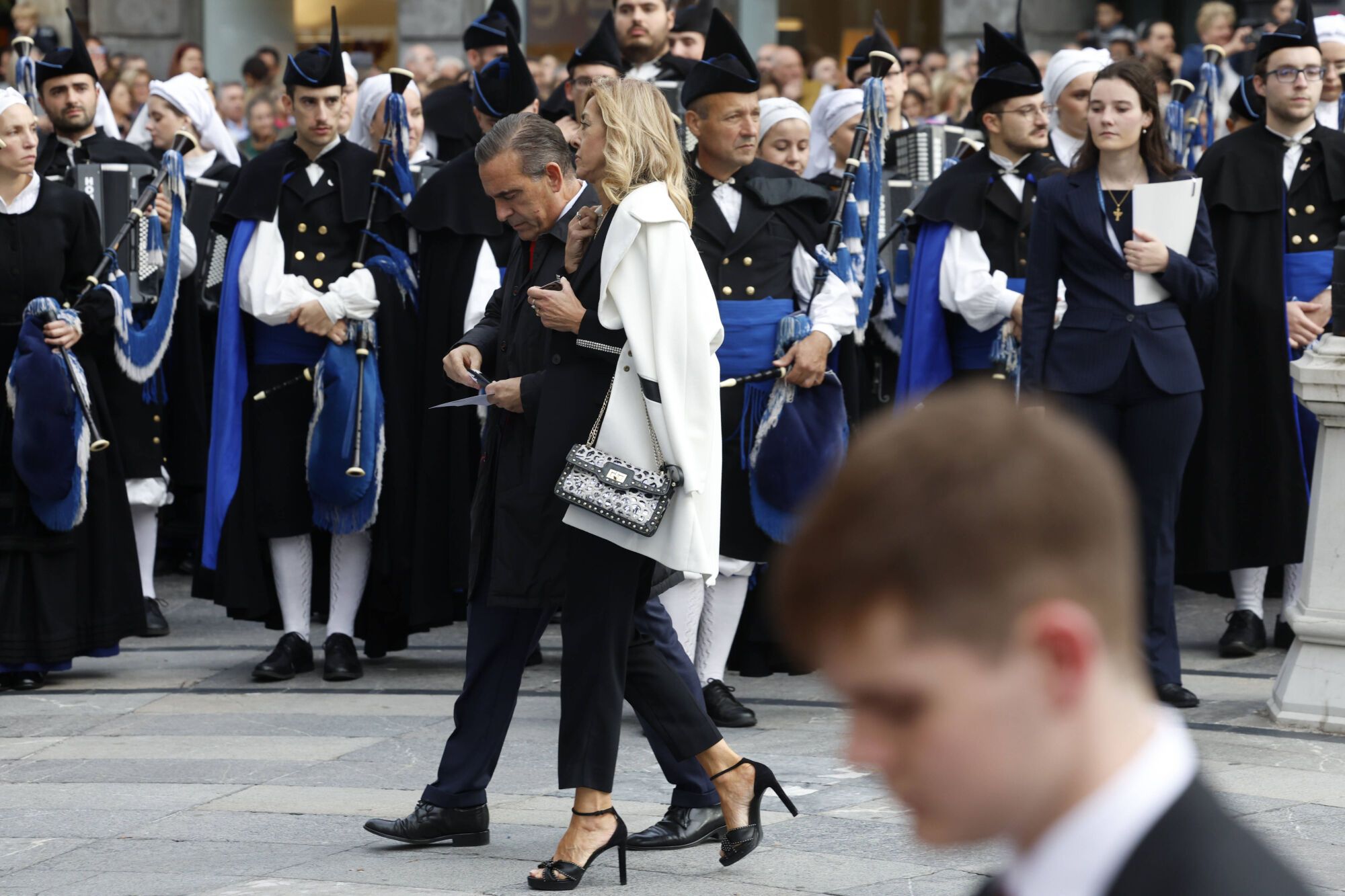  Así fue la llegada de los invitados a los premios "Princesa de Asturias" y su paso por la alfombra azul