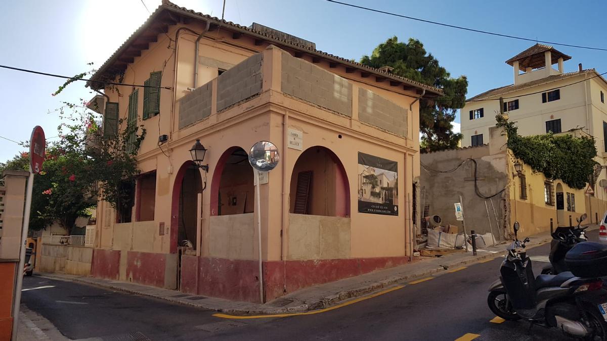 La antigua Posada de Bellver en El Terreno, donde se construye una villa de lujo.