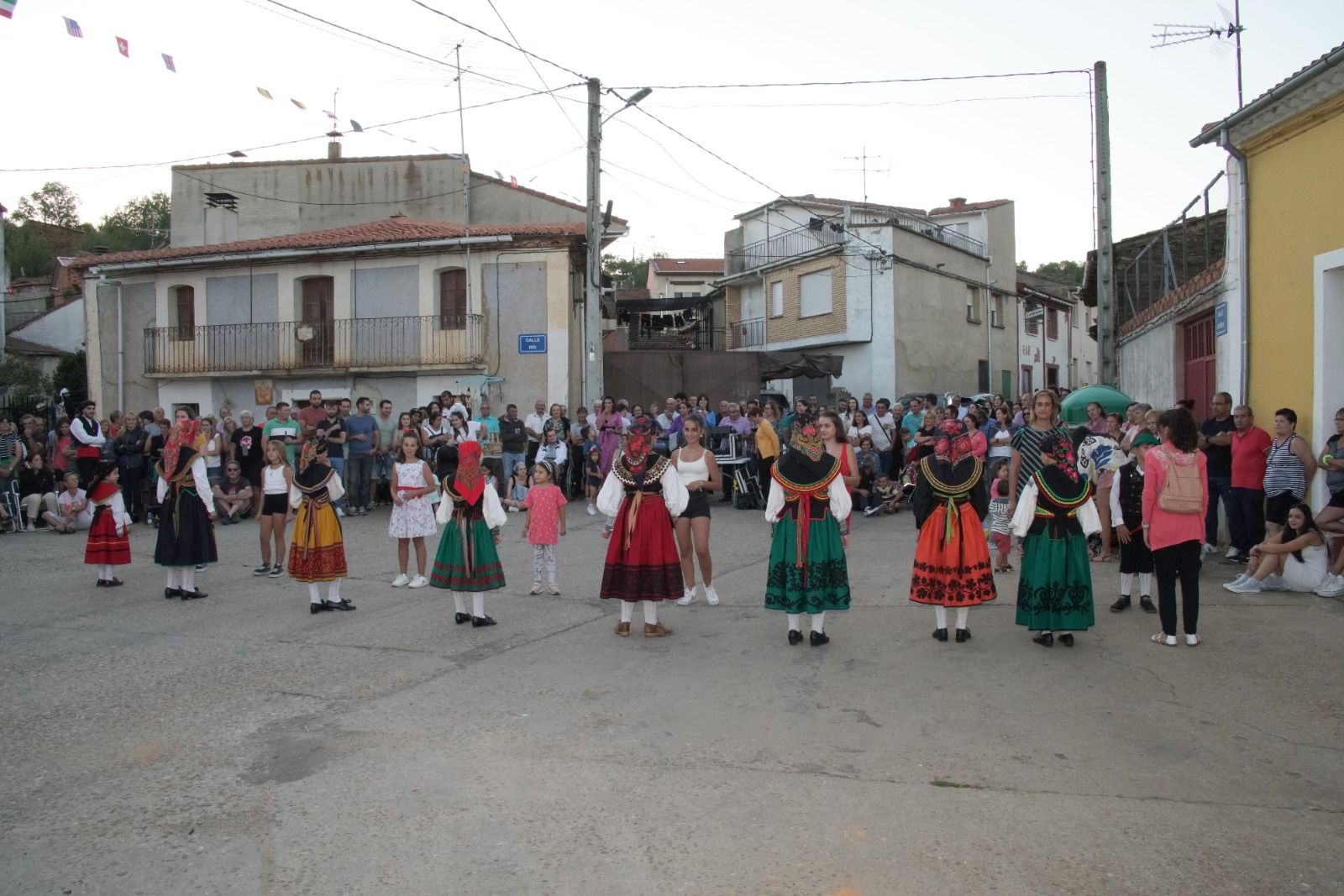 GALERIA | Así ha vivido Valer de Aliste sus fiestas patronales