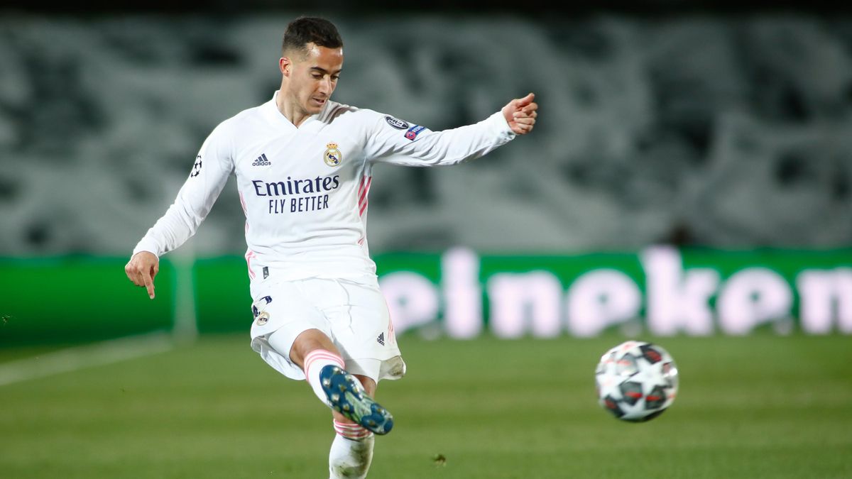 Lucas Vázquez en el partido ante el Liverpool