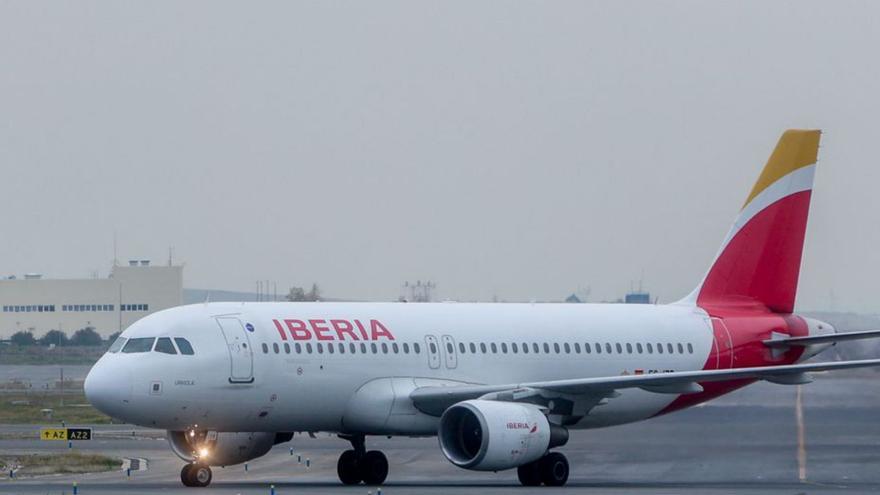 Iberia presenta a Bruselas seis aerolíneas a las que ceder vuelos para poder comprar Air Europa