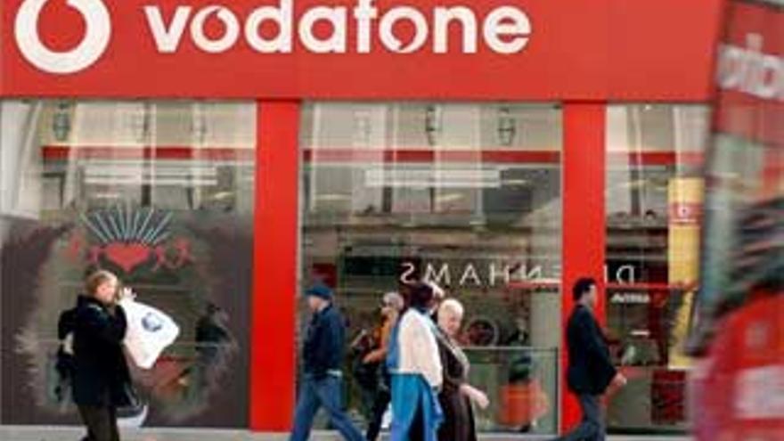 Vodafone devuelve 8.000 euros facturados a un cliente