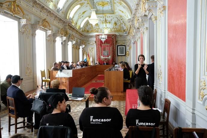 Las Palmas de Gran Canaria.  Pleno del ayuntamiento.  | 28/02/2020 | Fotógrafo: José Carlos Guerra