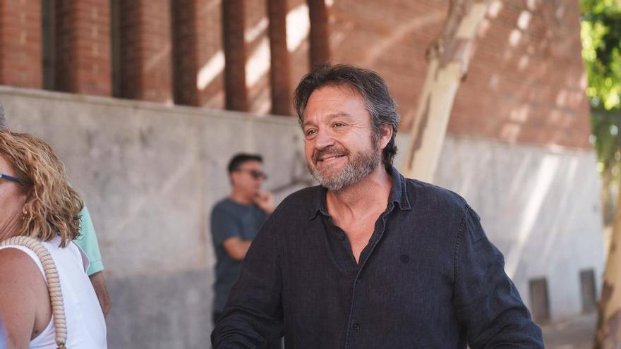 Fotogalería | Mérida arropa a Juan Carlos Nieto, el funcionario del SEPE expedientado por atender sin cita previa