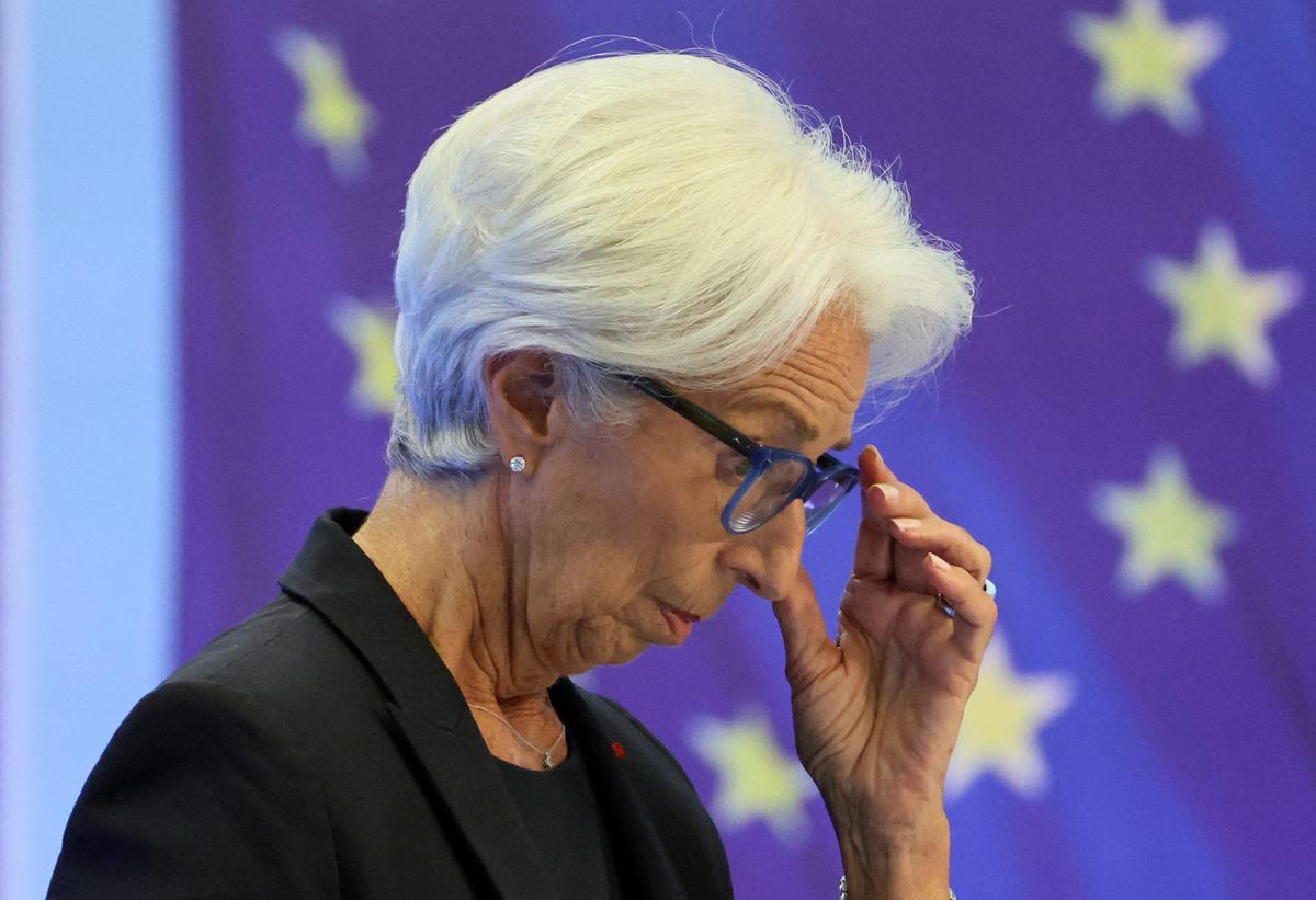 FILE PHOTO: President of ECB Christine Lagarde addresses a news conference in Frankfurt